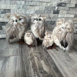 Fluffy Realistic Feathered Snowy Owls Figurines Set of 5 Holiday Winter Animal💜